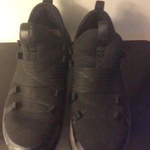 Jordan slip on flight flex Black size 11.5